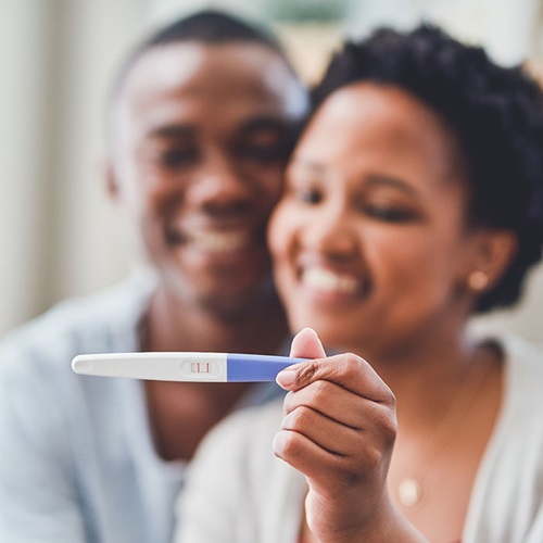 couple pregnancy test